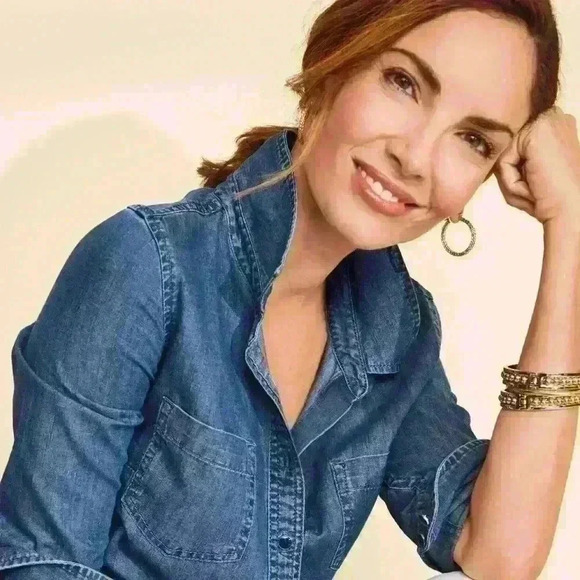 Talbots Women’s Classic Cotton Shirt Denim Blue Button Down Plus Petite Size XP - Picture 3 of 9